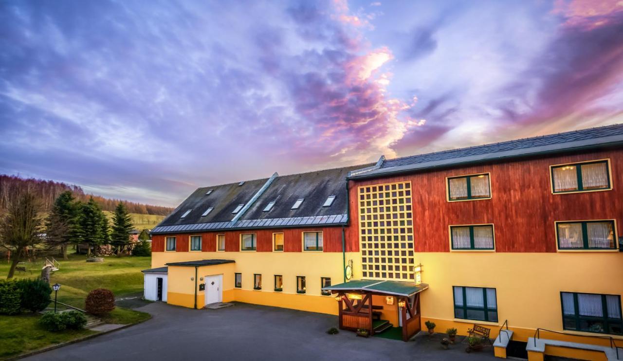 Ferienhotel Goldhuebel Neuhausen  Exteriér fotografie