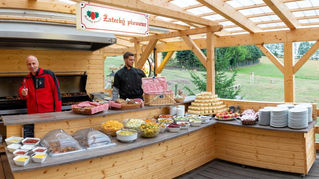 Ferienhotel Goldhuebel Neuhausen  Exteriér fotografie