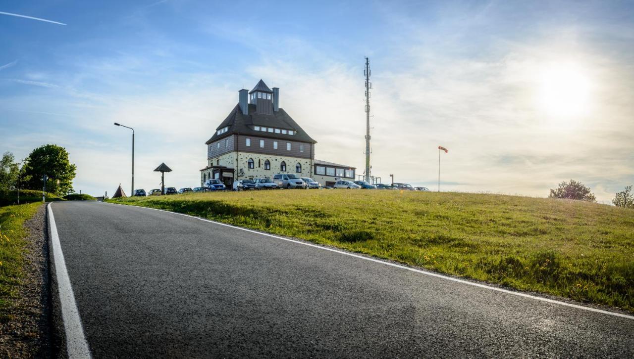 Ferienhotel Goldhuebel Neuhausen  Exteriér fotografie