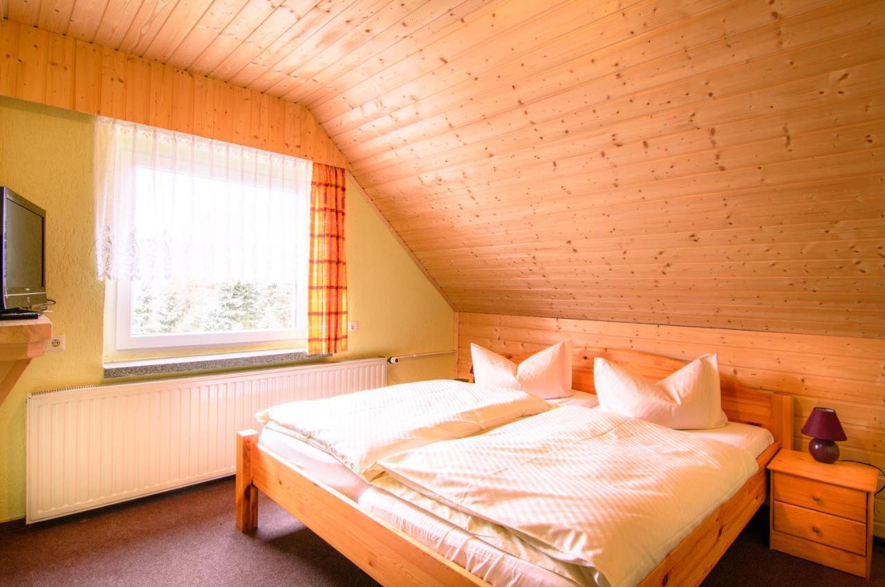 Ferienhotel Goldhuebel Neuhausen  Exteriér fotografie